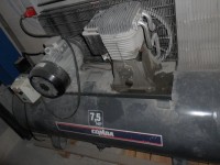 Pistonhead air compressor Puska 7,5 HP, 500 L.