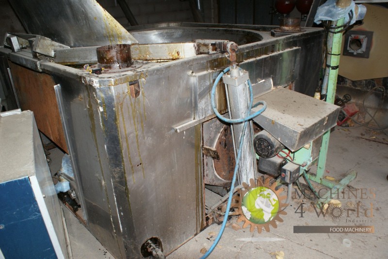 FRYER OF 800 LITRES PER IMMERSION