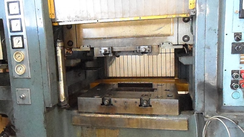 RAPID MECHANICAL PRESS BRET 80 TON