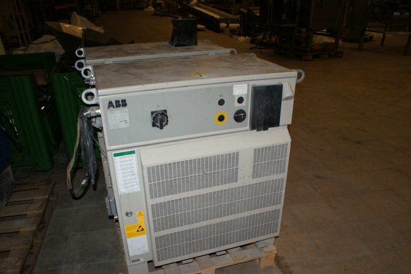 Robot antropomorfo de 6 ejes ABB