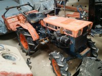 Tractor Kubota B7000