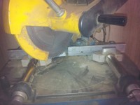 Sliding compound miter saw for carpentry / PVC